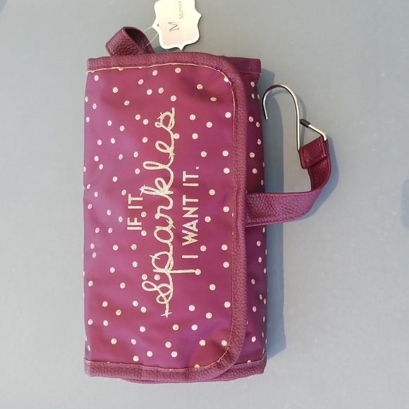 Burgundy Travel Bag - Picture 3 of 3